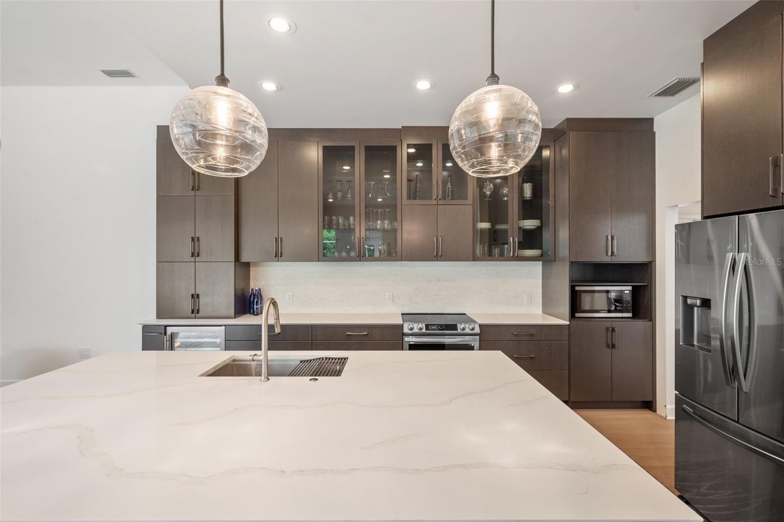Image 13 of 80 For 6212 Nimes Court