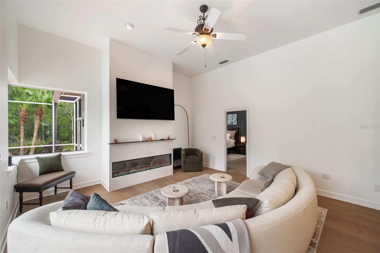 Image 18 of 80 For 6212 Nimes Court