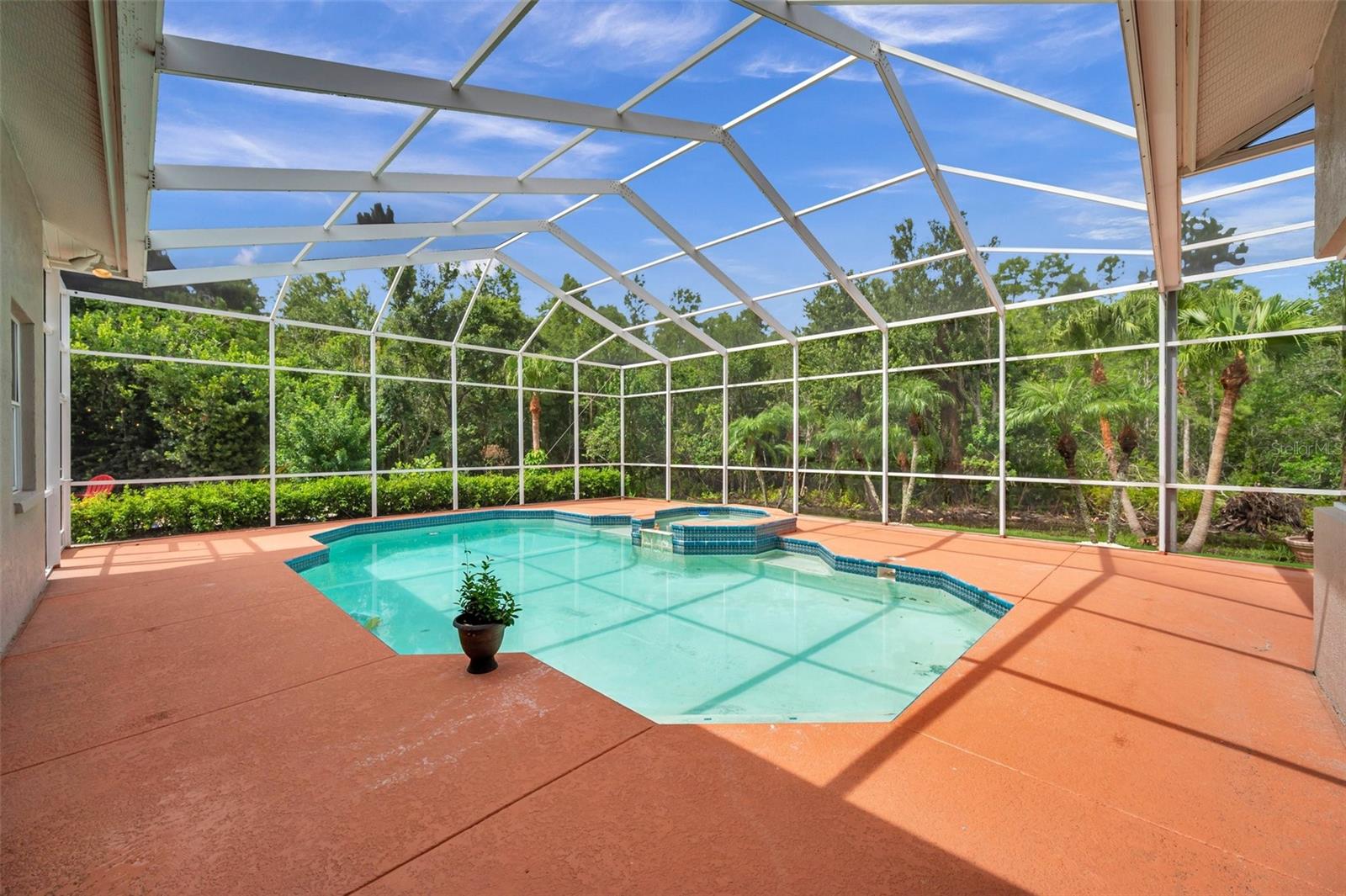 Image 24 of 80 For 6212 Nimes Court