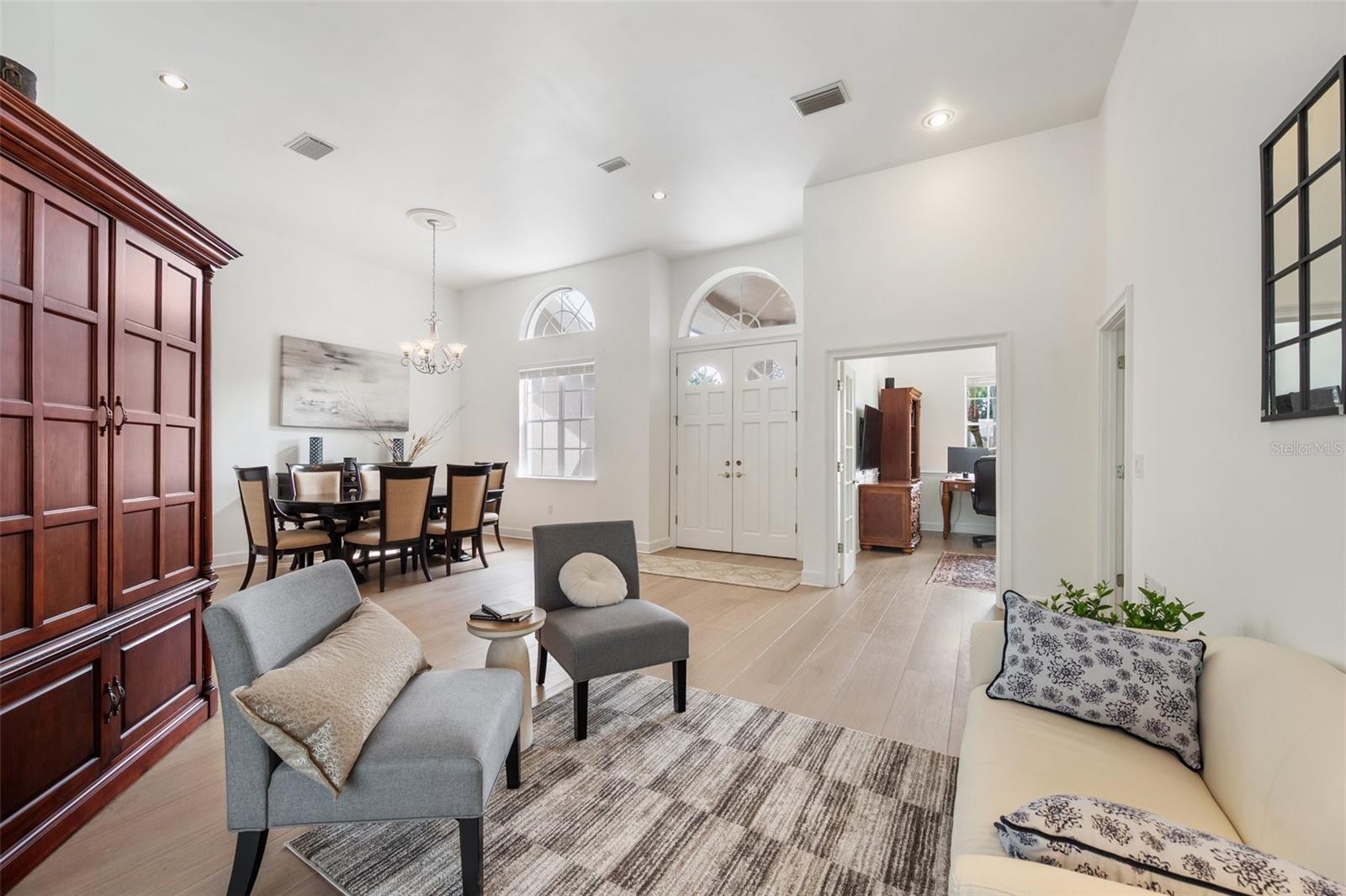 Image 26 of 80 For 6212 Nimes Court
