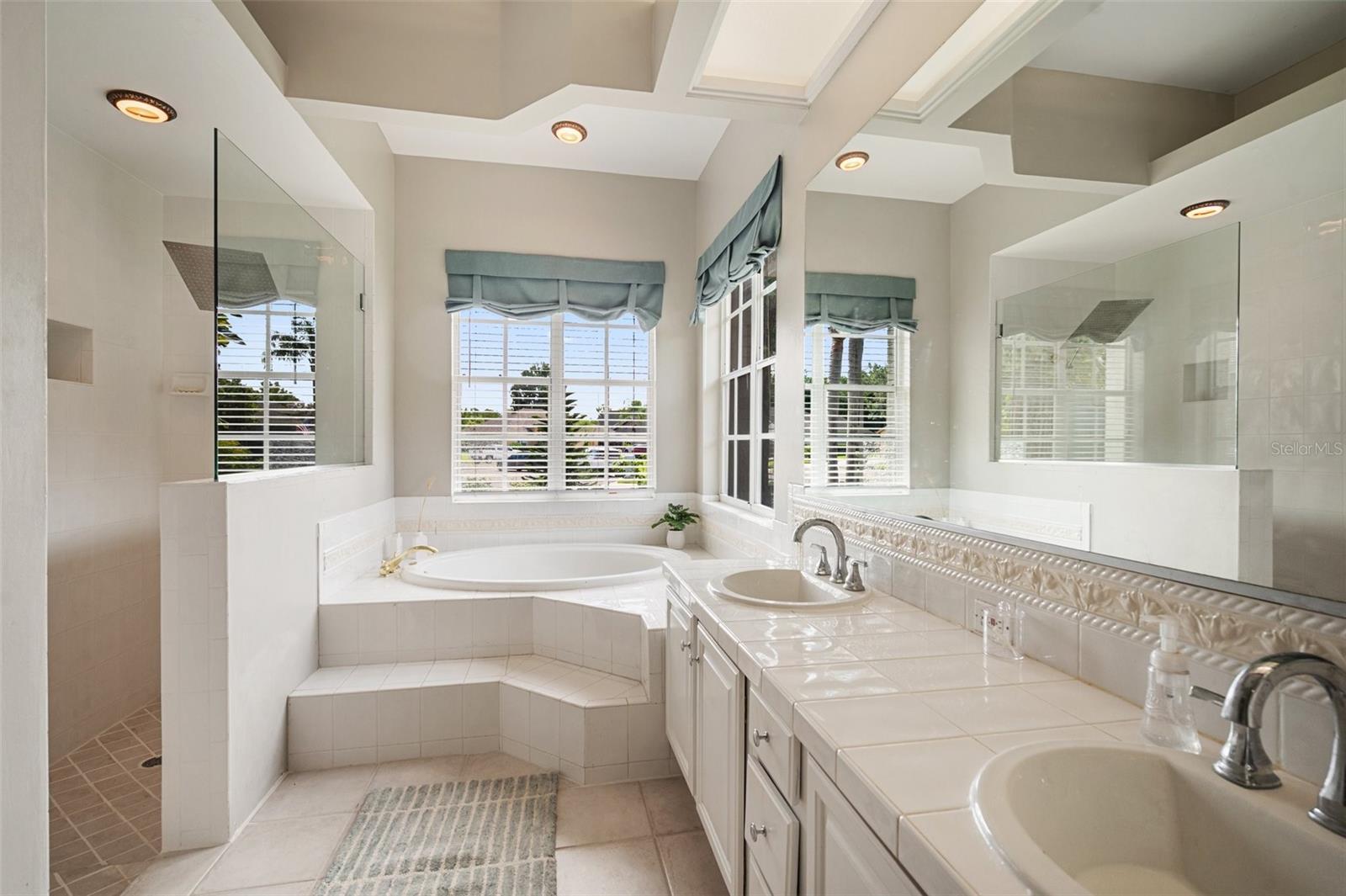 Image 30 of 80 For 6212 Nimes Court