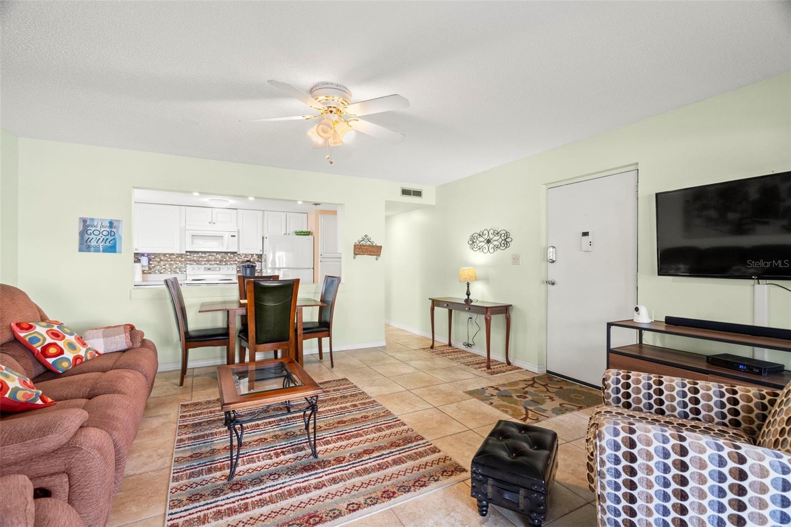 Image 6 of 28 For 7701 Starkey Road 601