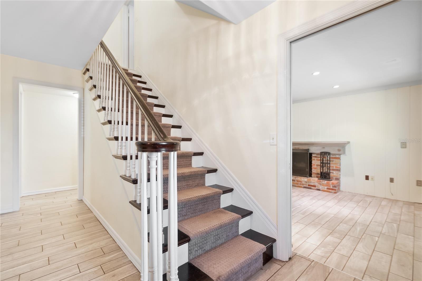 Image 10 of 38 For 8350 40th Avenue N