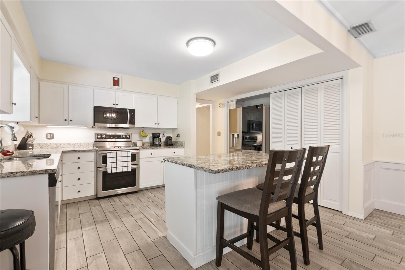 Image 15 of 38 For 8350 40th Avenue N