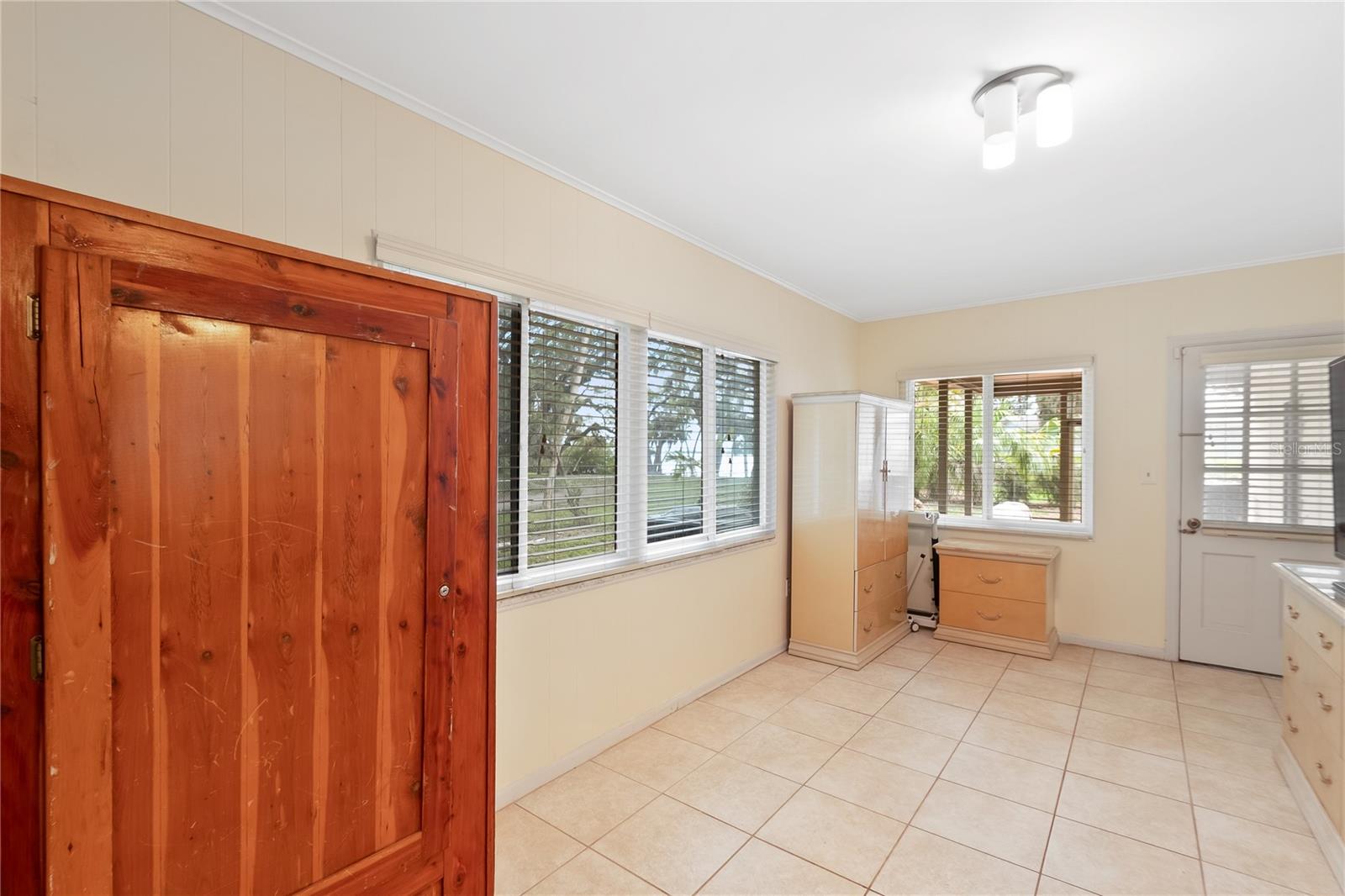 Image 33 of 38 For 8350 40th Avenue N