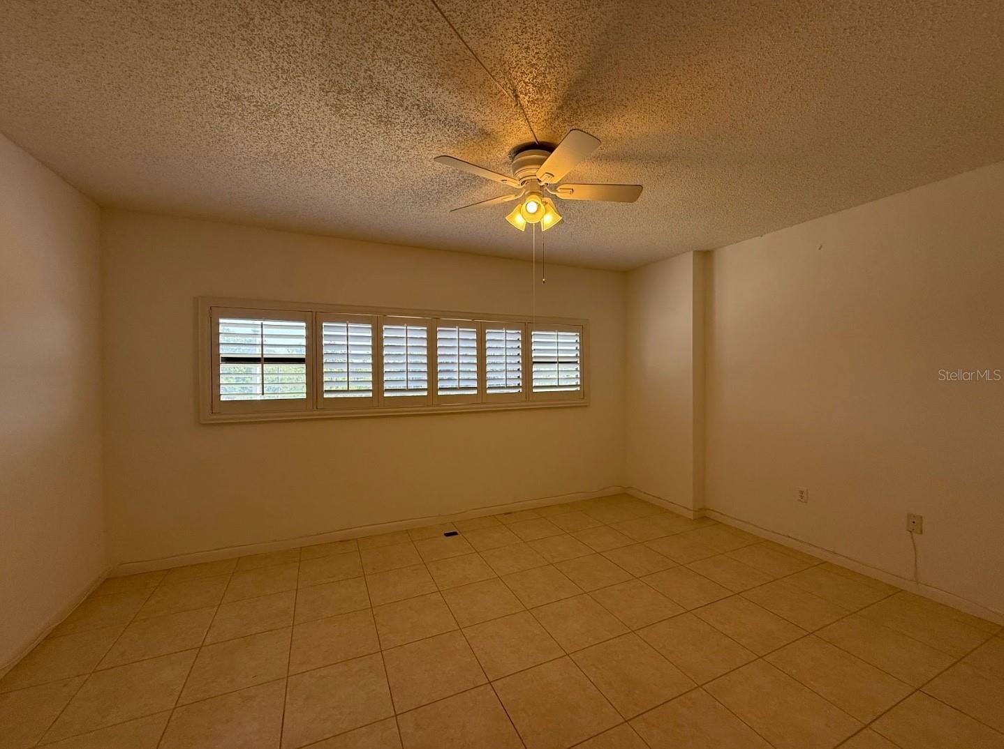 Listing photo id 9 for 30 Turner Street 401