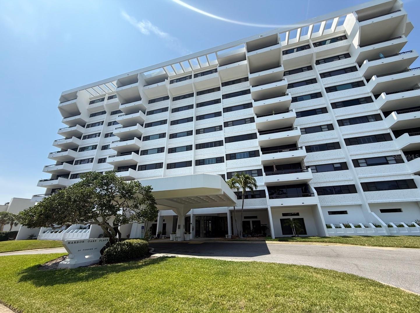 Listing photo id 24 for 30 Turner Street 401