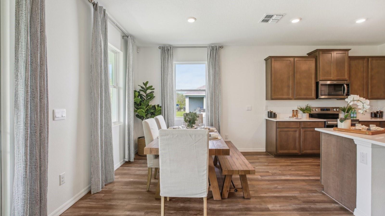 Listing photo id 7 for 2263 Rikkola Lane