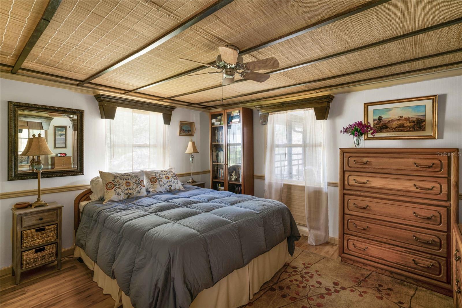 Listing photo id 9 for 13465 Hillbilly Lane