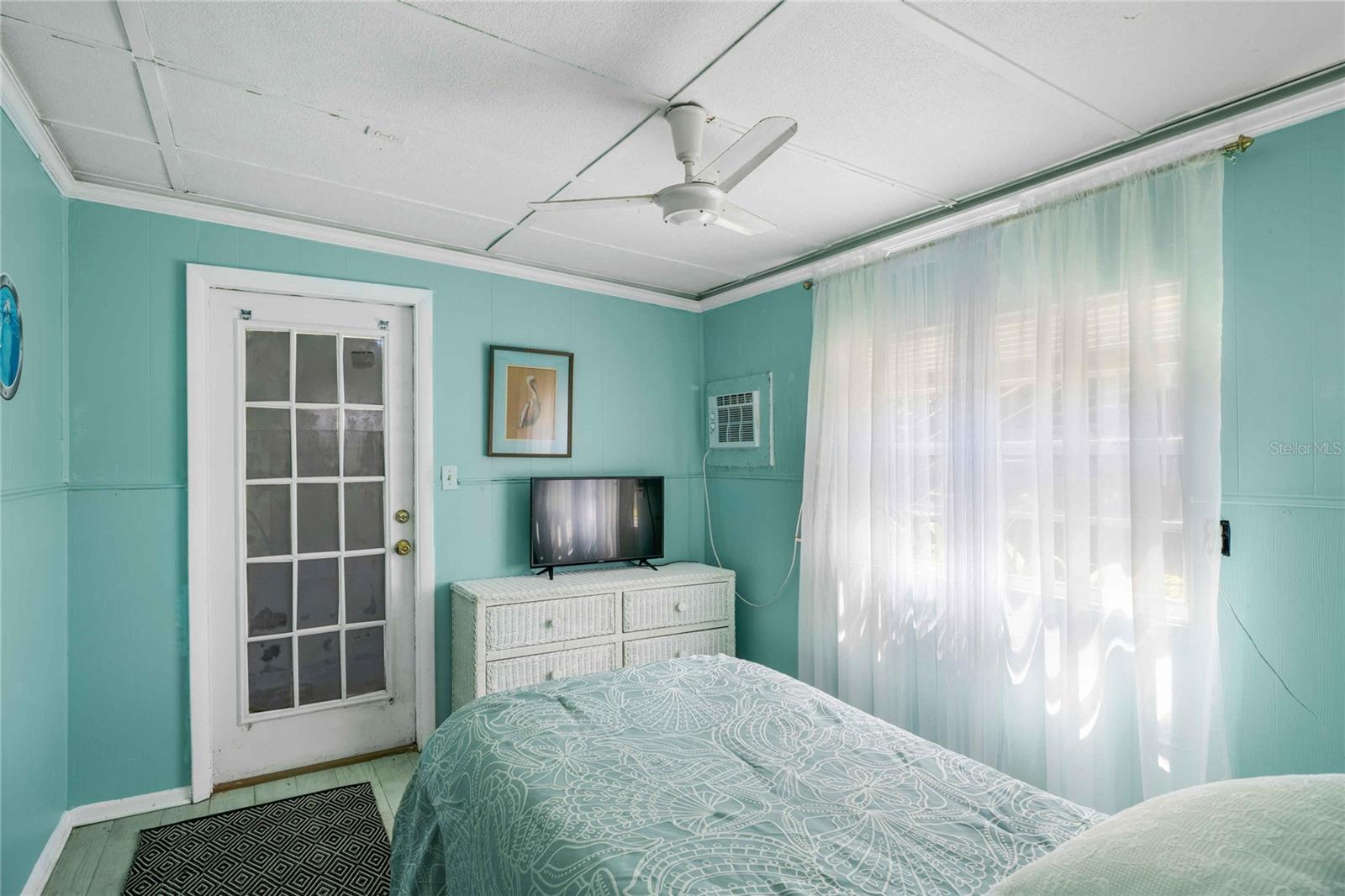 Listing photo id 21 for 13465 Hillbilly Lane