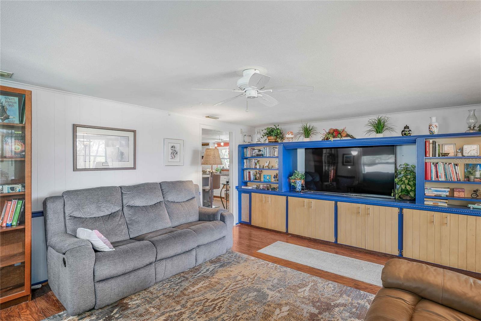 Listing photo id 27 for 13465 Hillbilly Lane