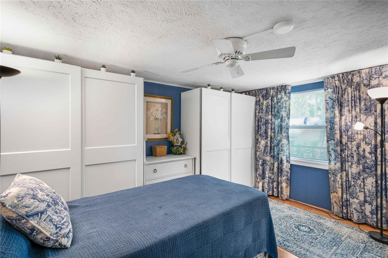 Listing photo id 28 for 13465 Hillbilly Lane
