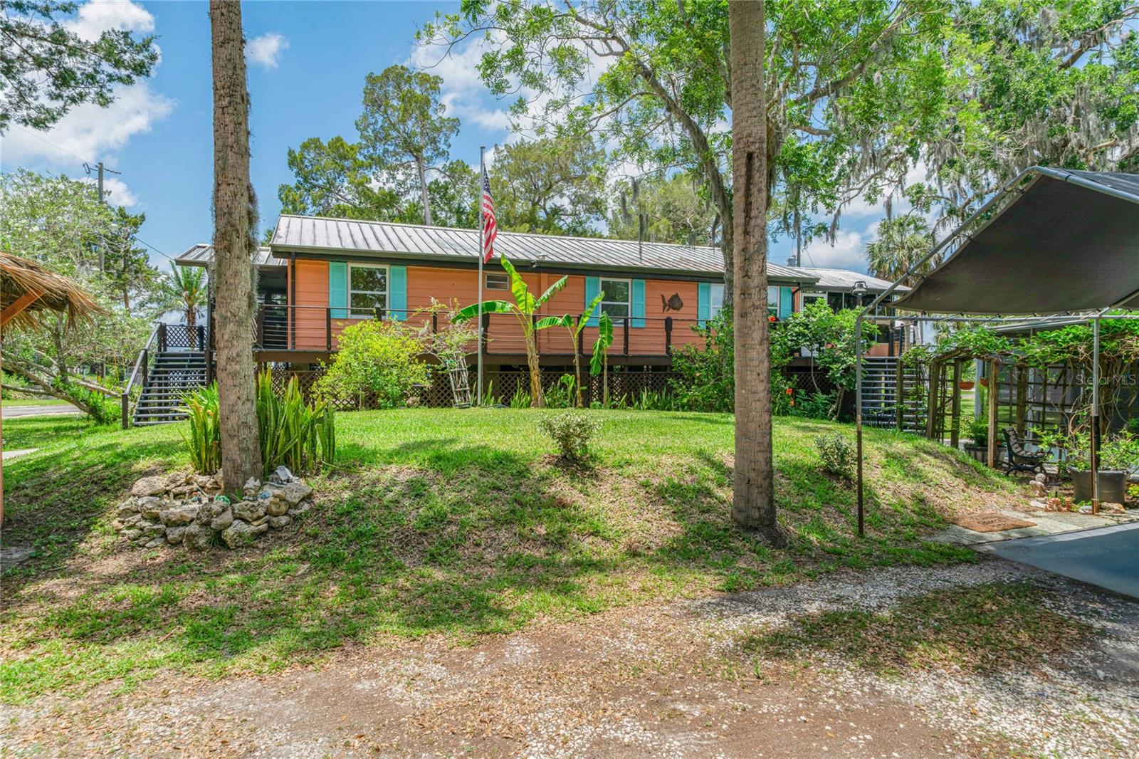 Listing photo id 39 for 13465 Hillbilly Lane