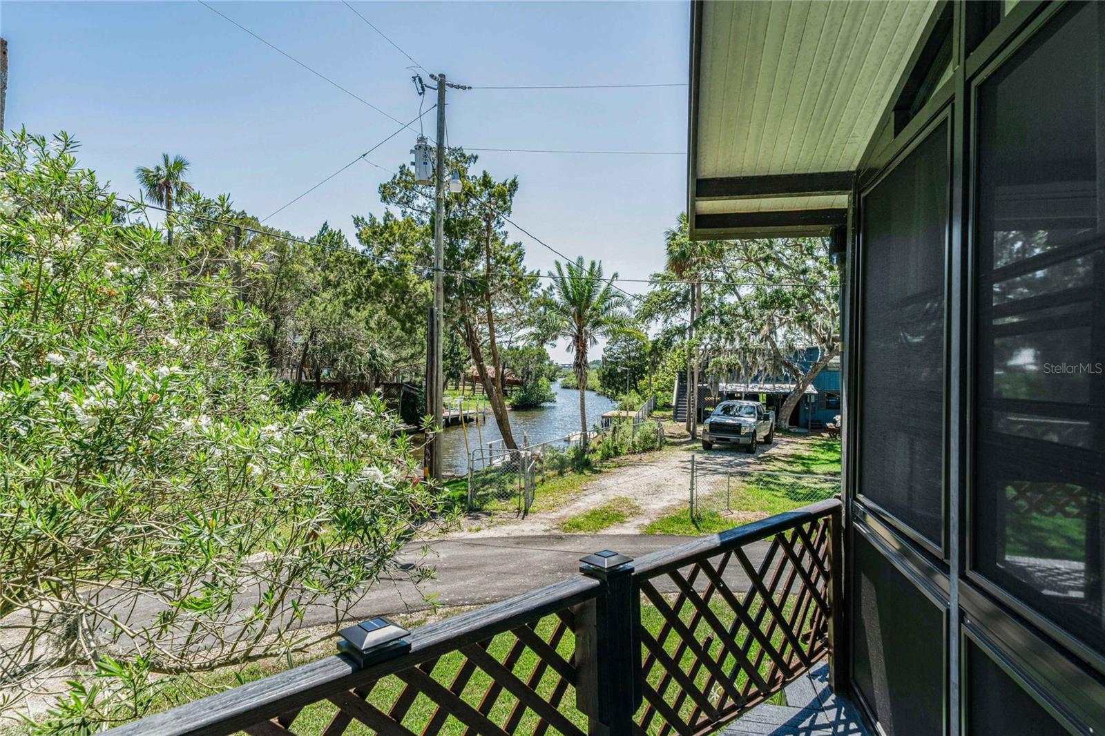 Listing photo id 47 for 13465 Hillbilly Lane