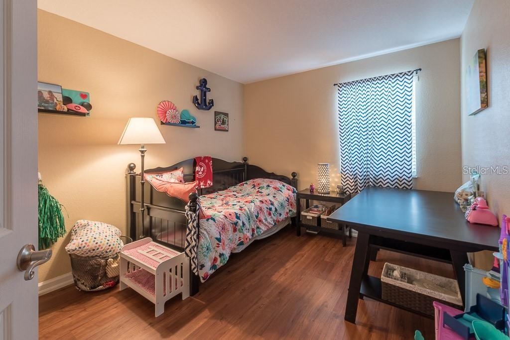 Listing photo id 7 for 12293 Sailwinds Drive 106