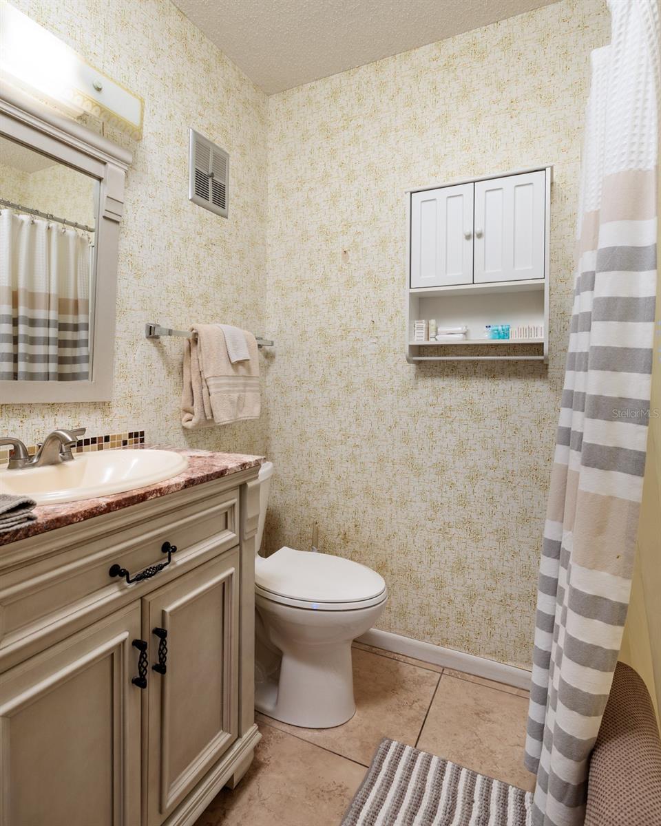 Image 10 of 23 For 5623 80th Street N 504