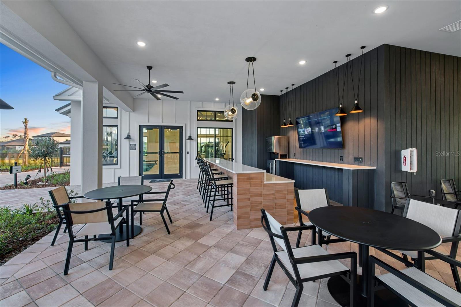 Image 30 of 35 For 6811 Jared Oaks Drive