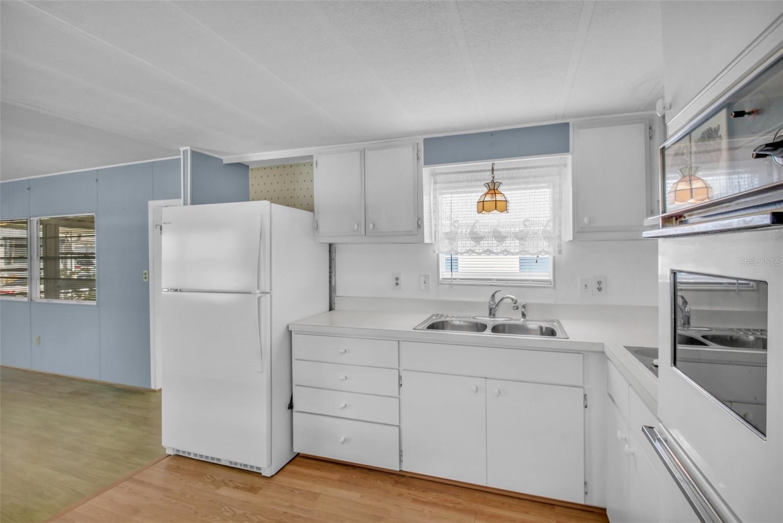 Image 11 of 30 For 3210 Hampshire Drive