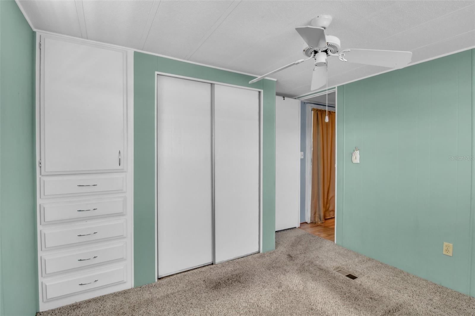 Image 13 of 30 For 3210 Hampshire Drive