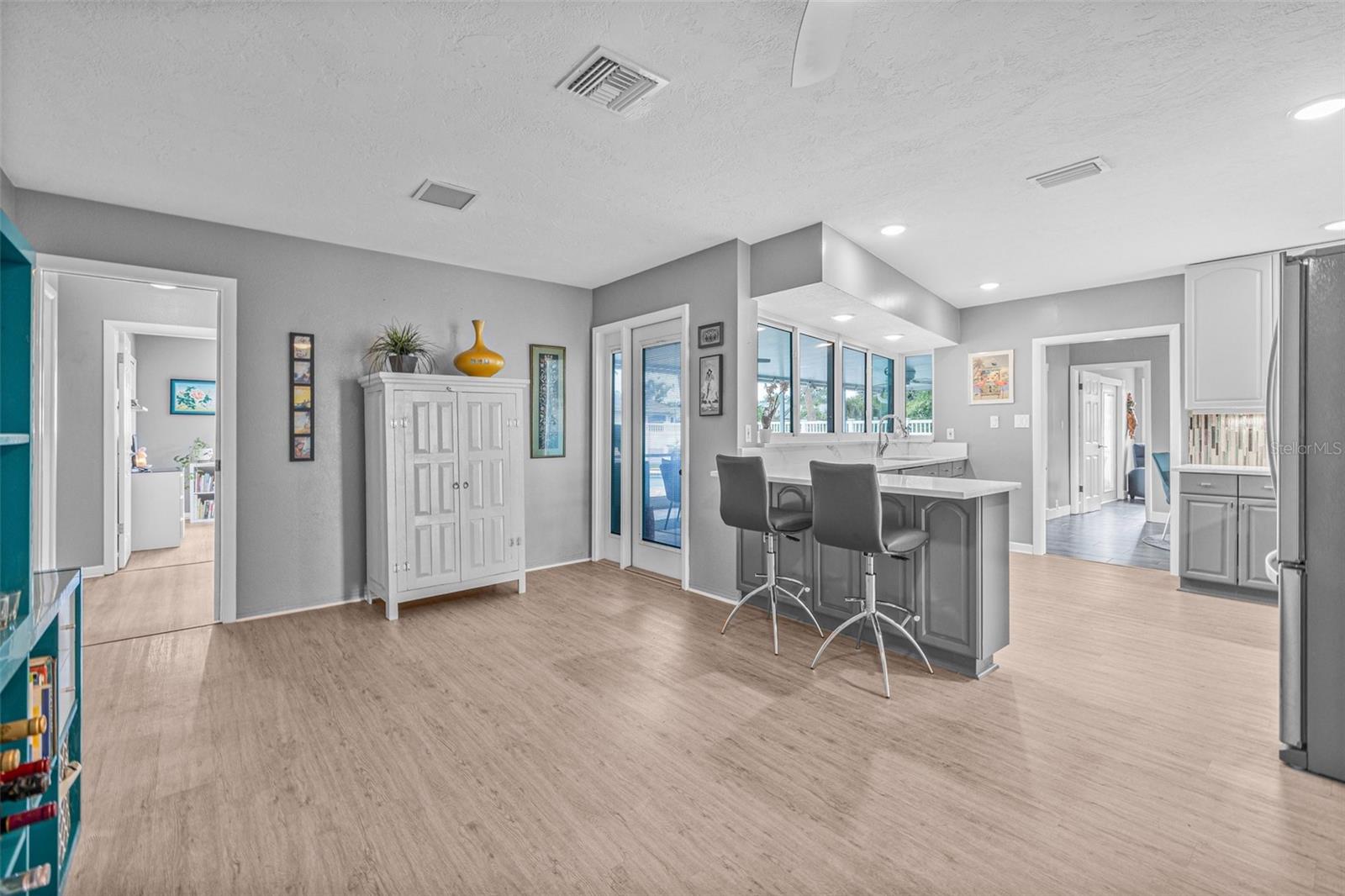 Image 18 of 40 For 5080 43rd Street S