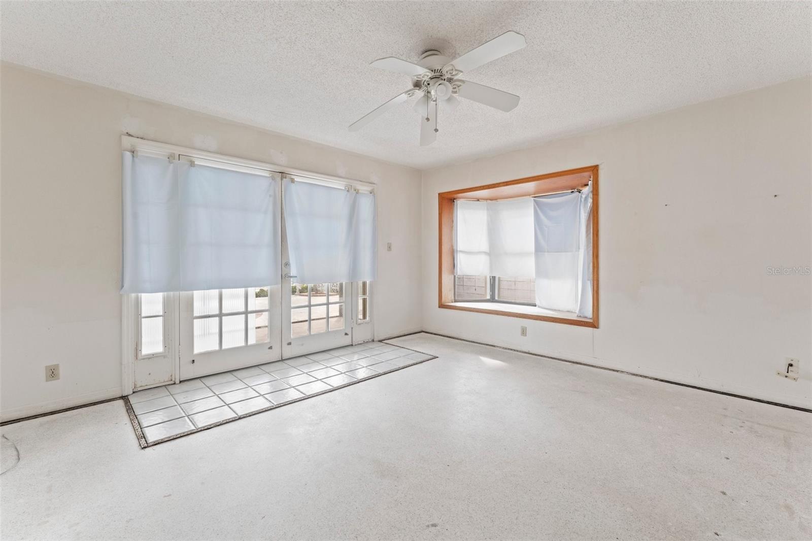 Image 18 of 29 For 5 Marina Terrace