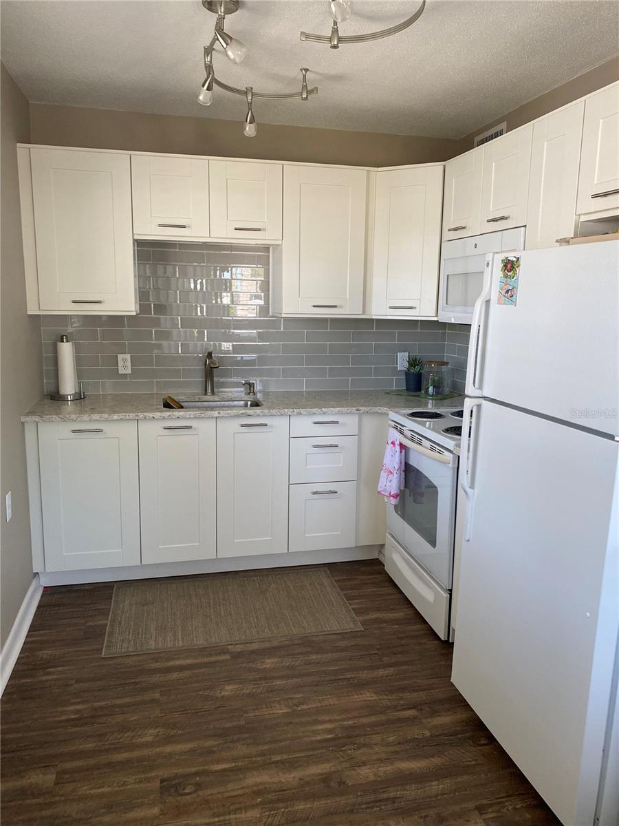 Image 4 of 21 For 8455 112th Street 212