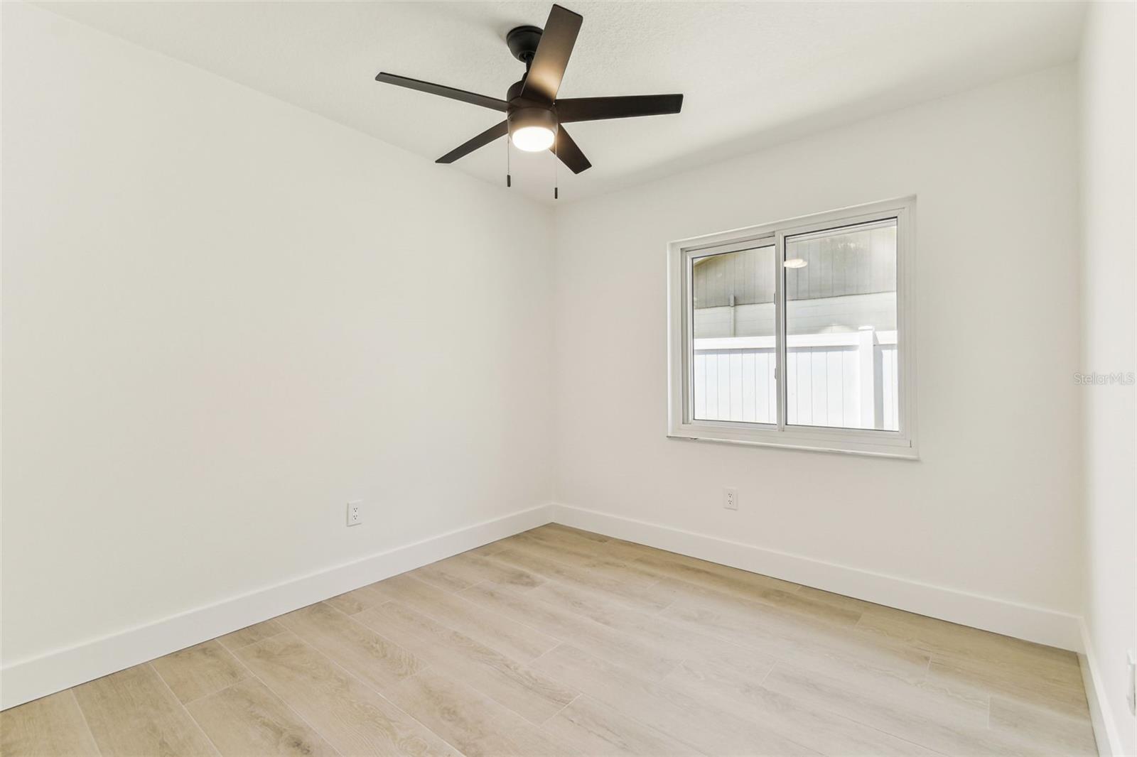 Image 21 of 65 For 13835 Pathfinder Drive
