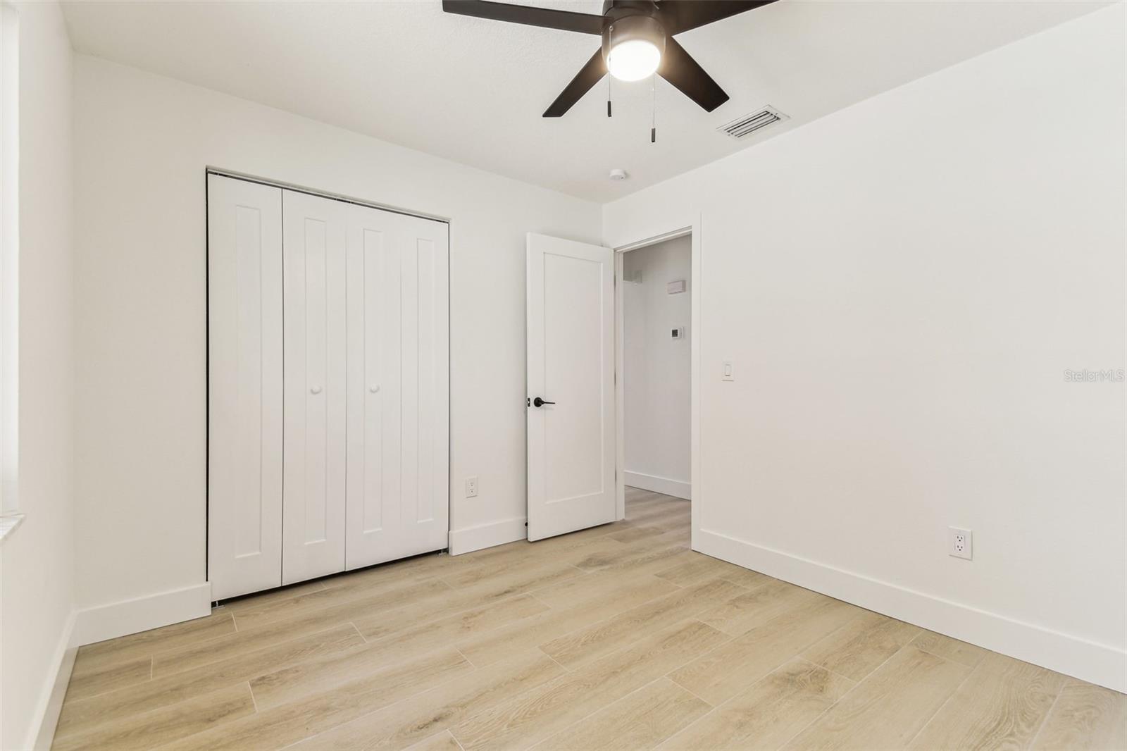Image 28 of 65 For 13835 Pathfinder Drive