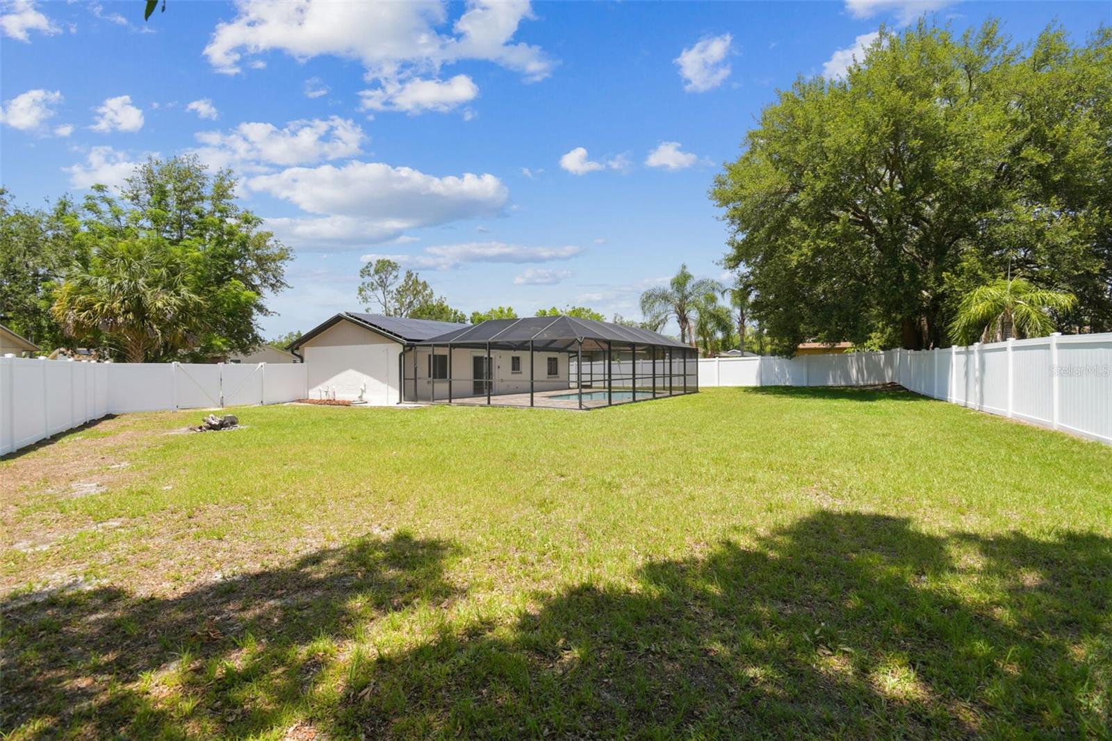 Image 35 of 65 For 13835 Pathfinder Drive