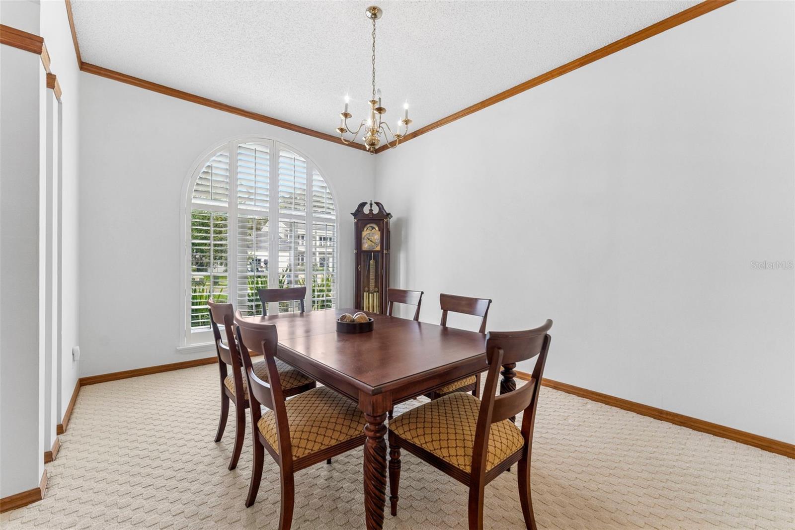 Listing photo id 9 for 15615 Indian Queen Drive