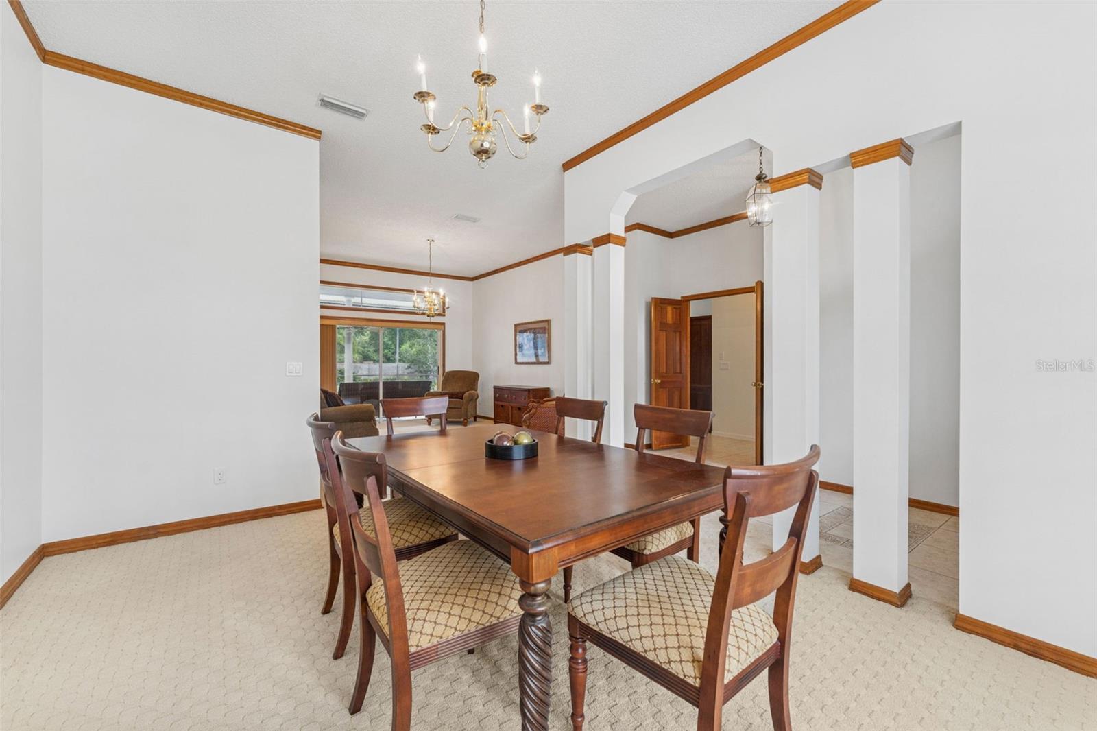 Listing photo id 10 for 15615 Indian Queen Drive