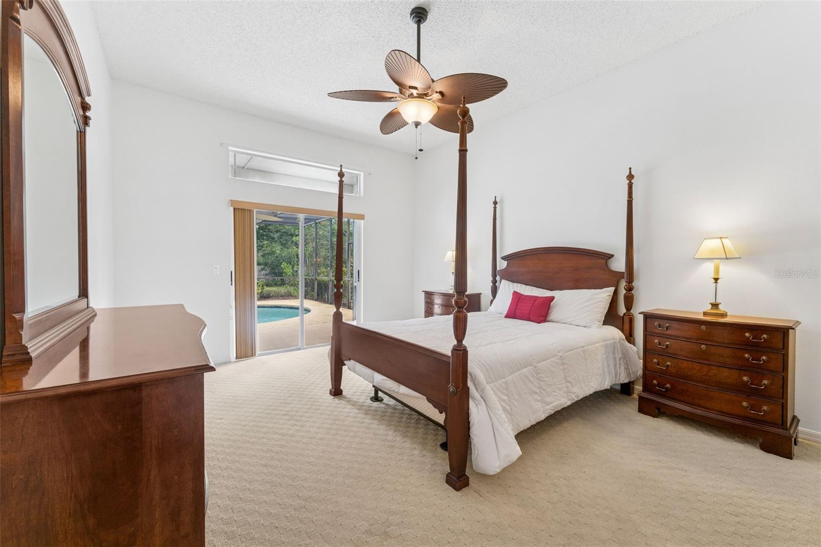 Listing photo id 19 for 15615 Indian Queen Drive