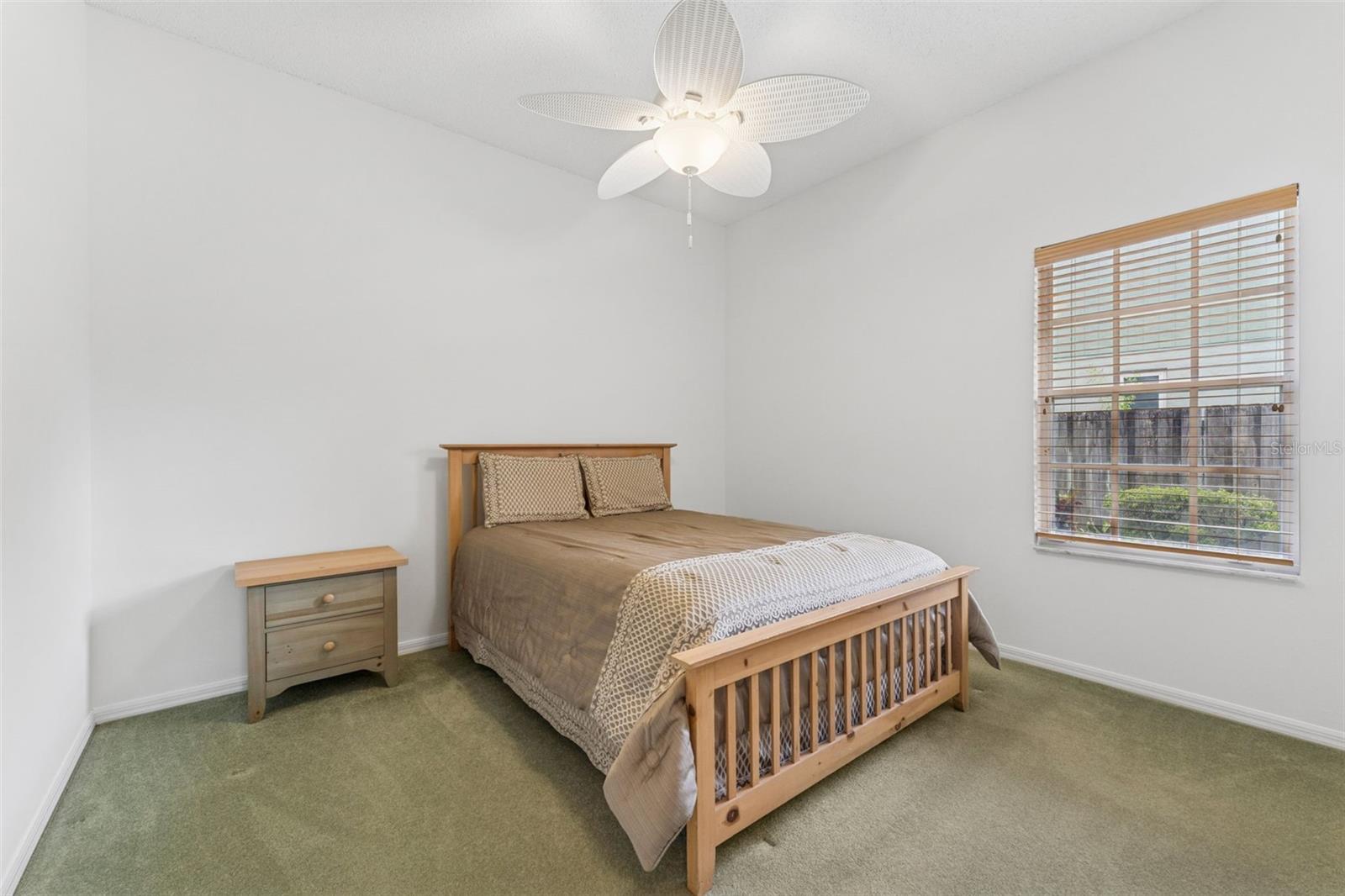 Listing photo id 28 for 15615 Indian Queen Drive