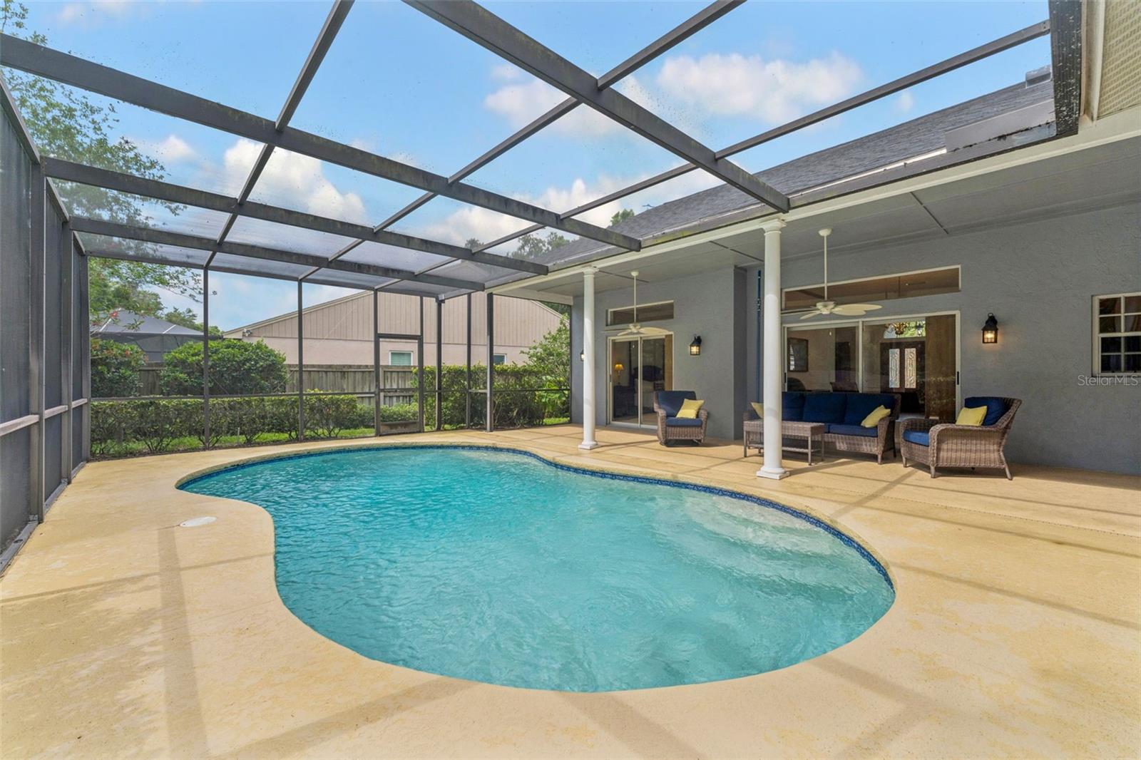 Listing photo id 35 for 15615 Indian Queen Drive