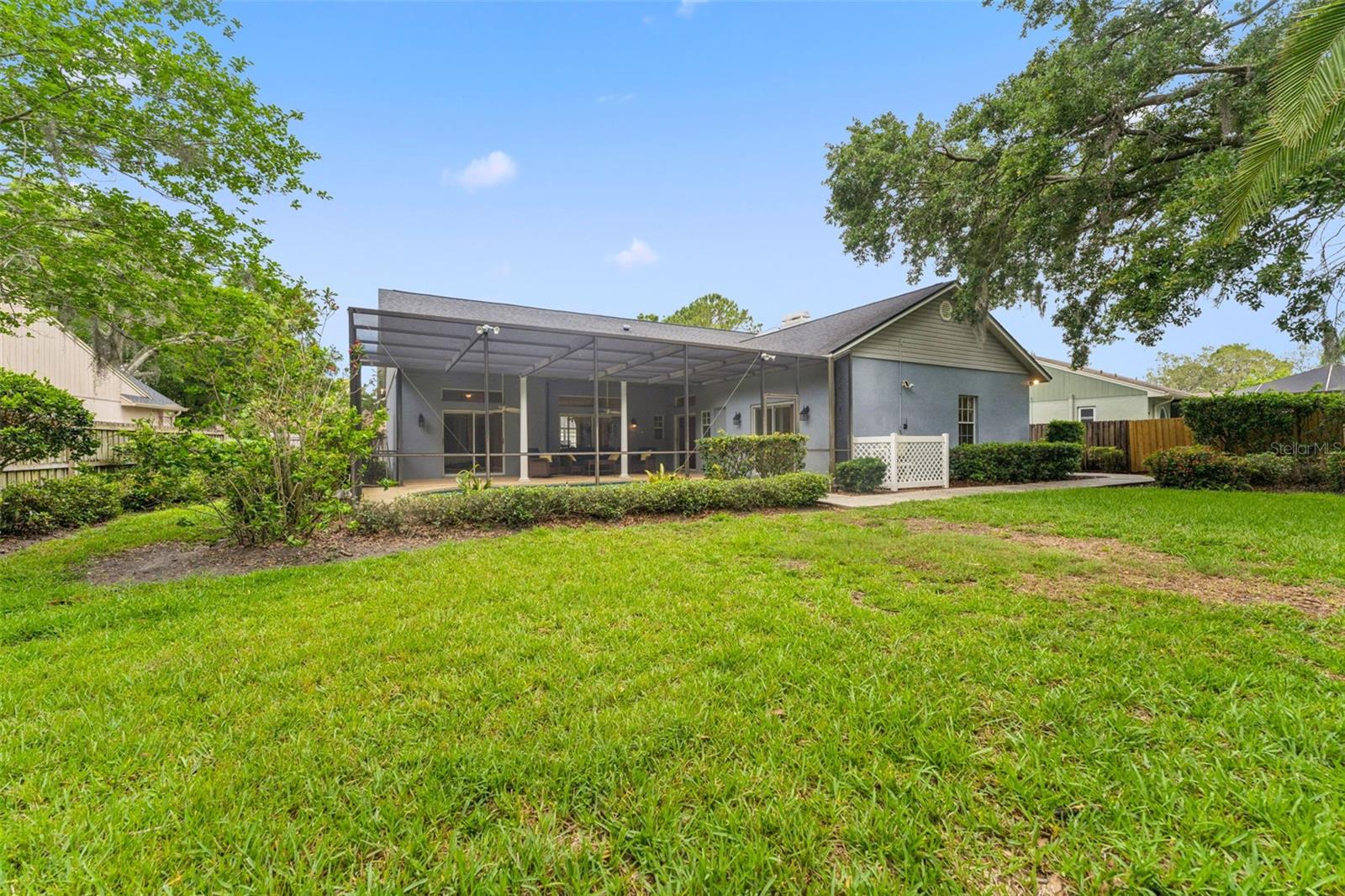 Listing photo id 37 for 15615 Indian Queen Drive