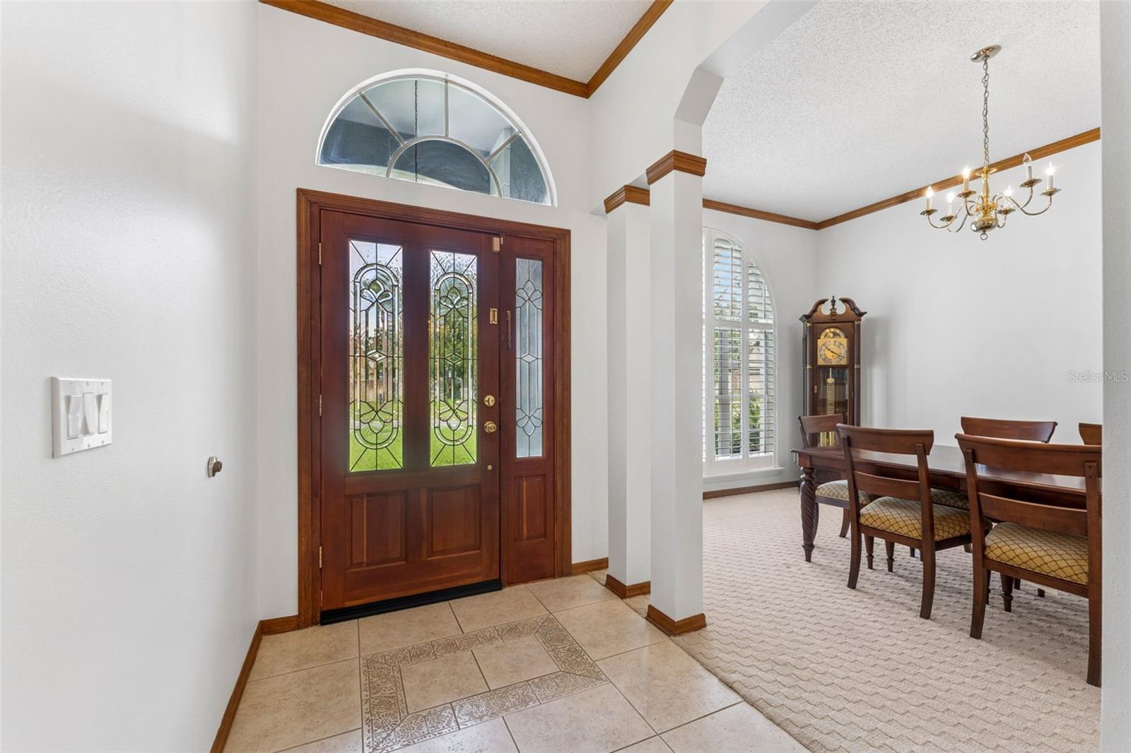Listing photo id 4 for 15615 Indian Queen Drive