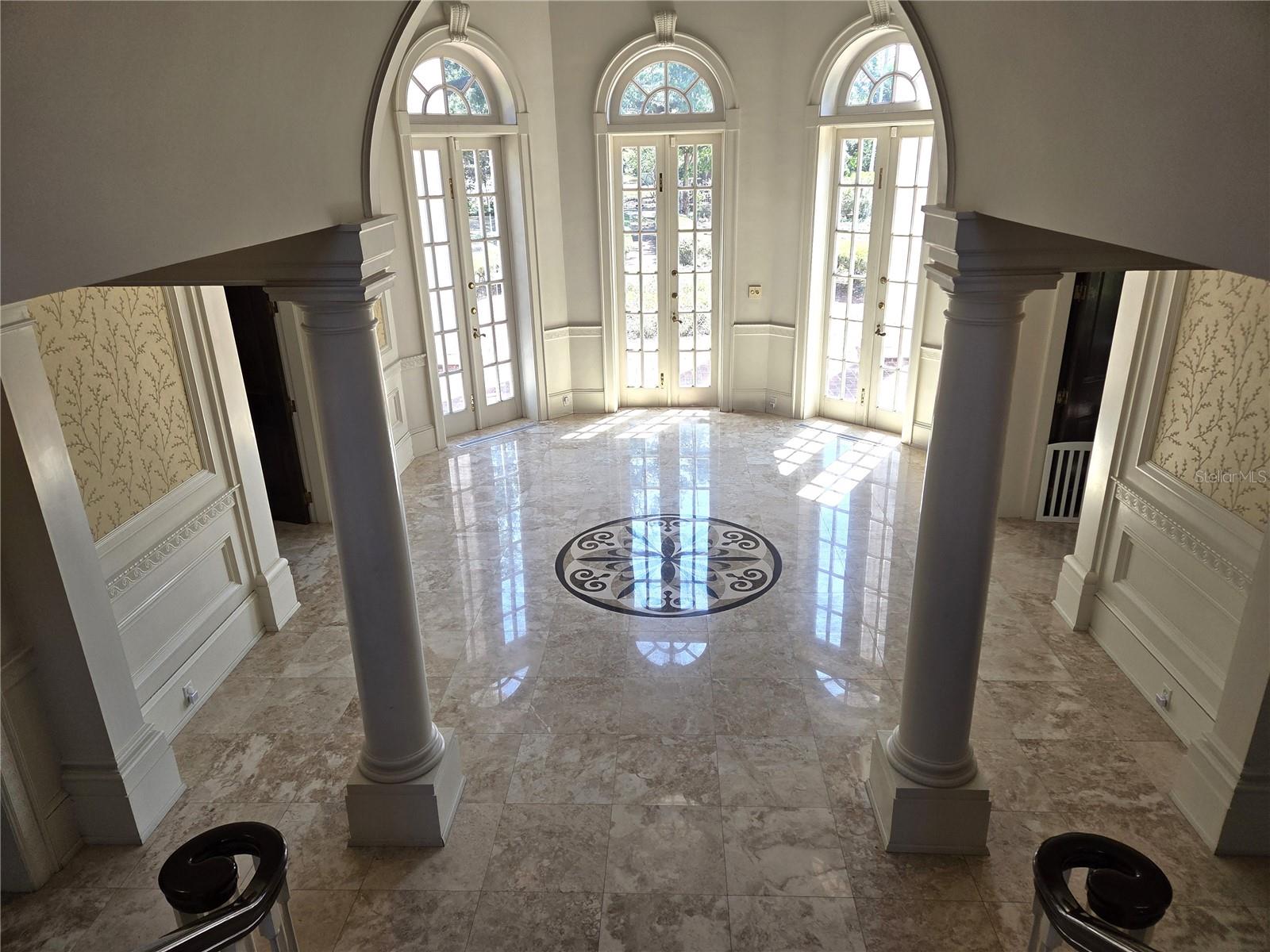 Listing photo id 14 for 5002 Shore Crest Circle