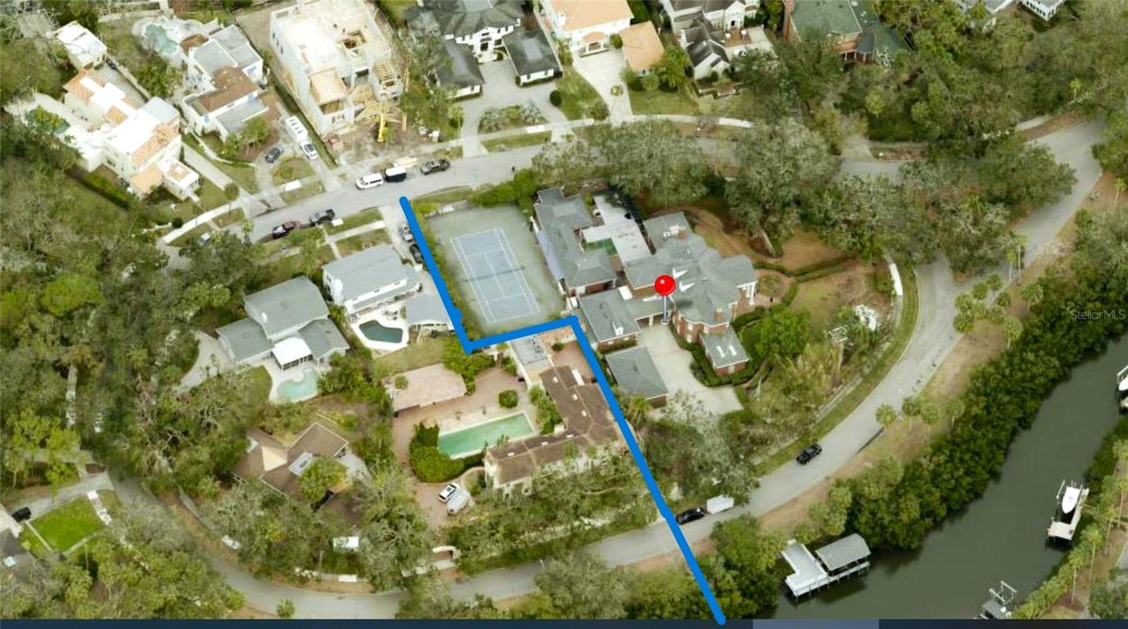 Listing photo id 1 for 5002 Shore Crest Circle