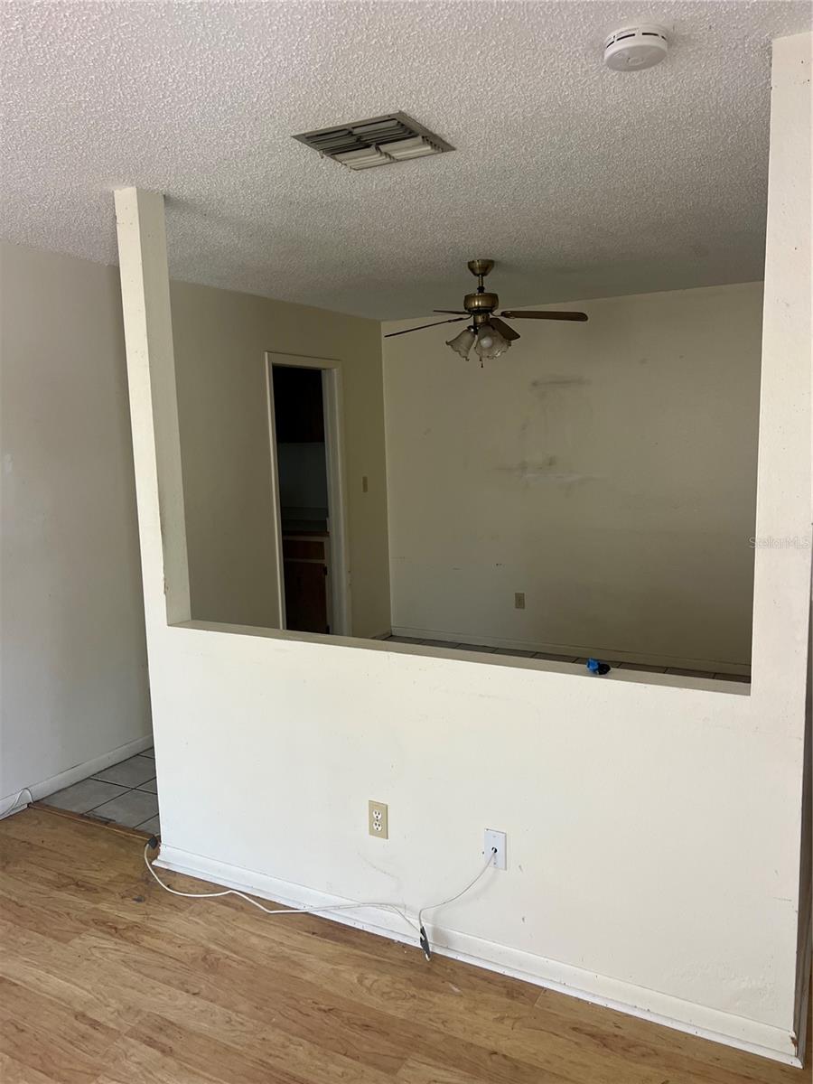 Image 6 of 9 For 6047 & 6049 32nd Street N