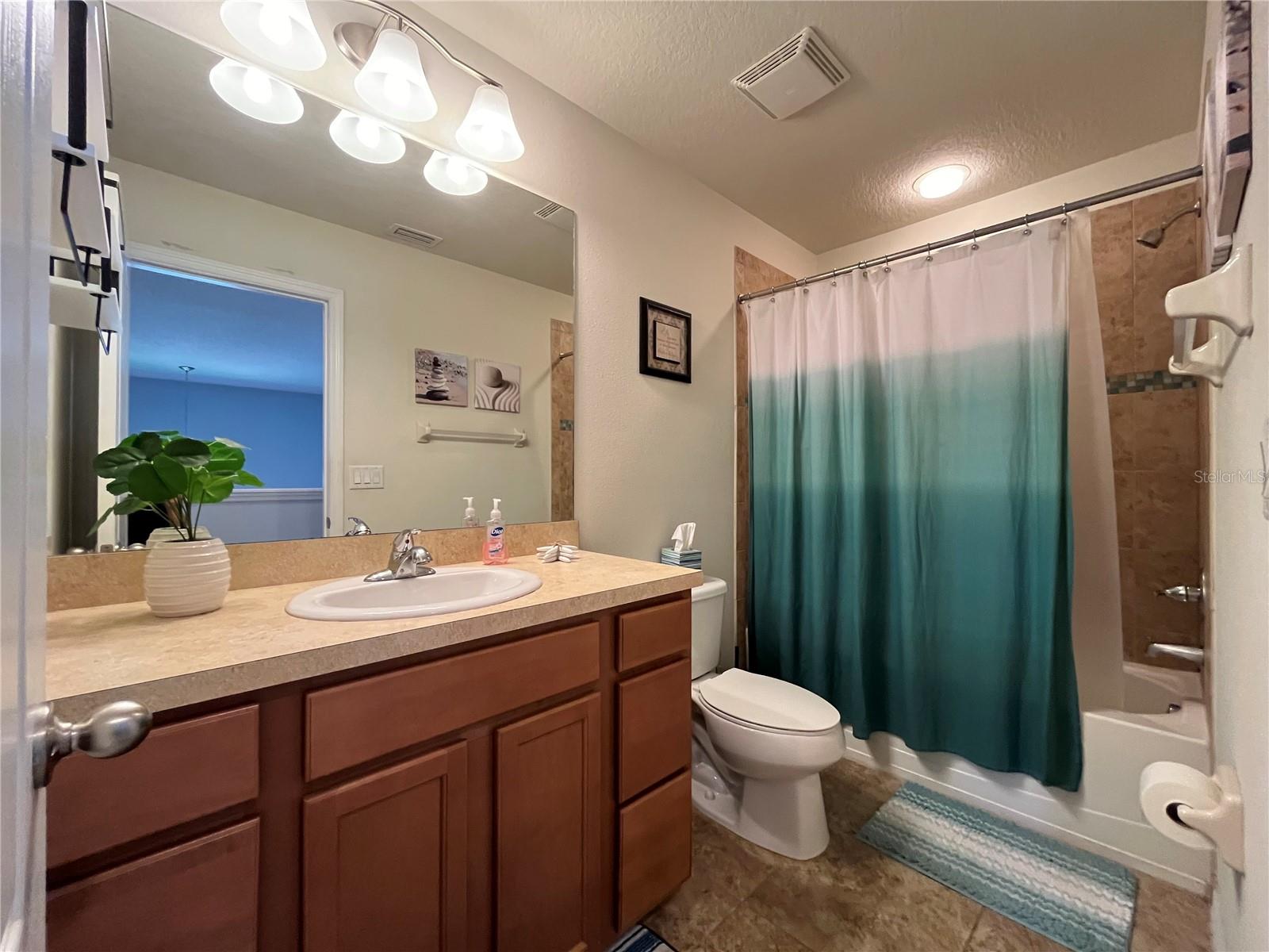 Image 23 of 51 For 2125 Lennox Dale Lane