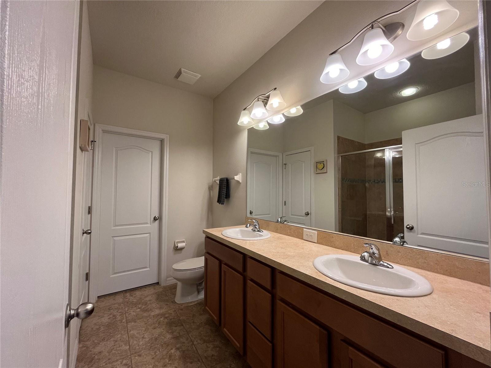 Image 47 of 51 For 2125 Lennox Dale Lane