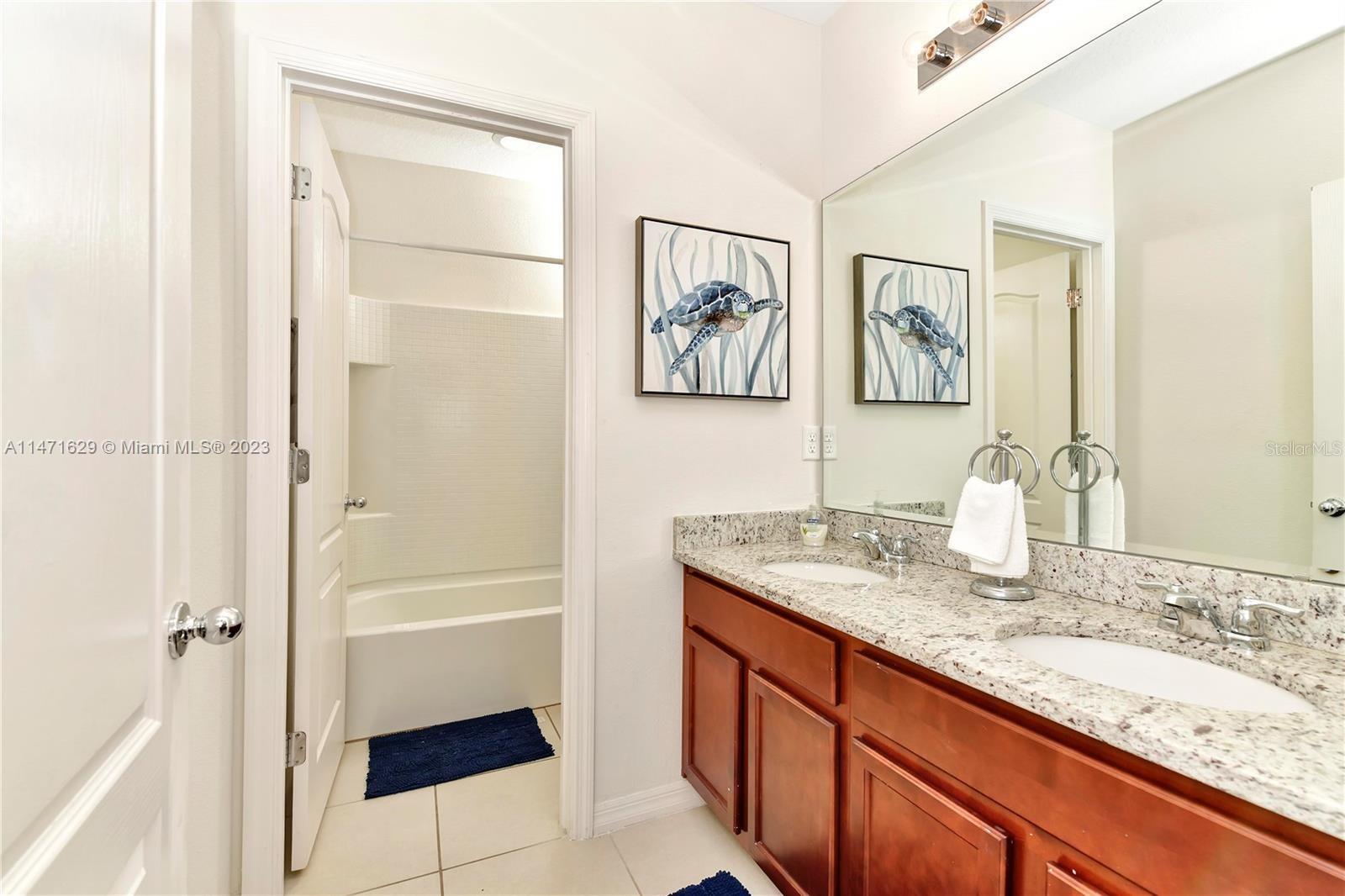 Image 21 of 39 For 5247 Wildwood Way