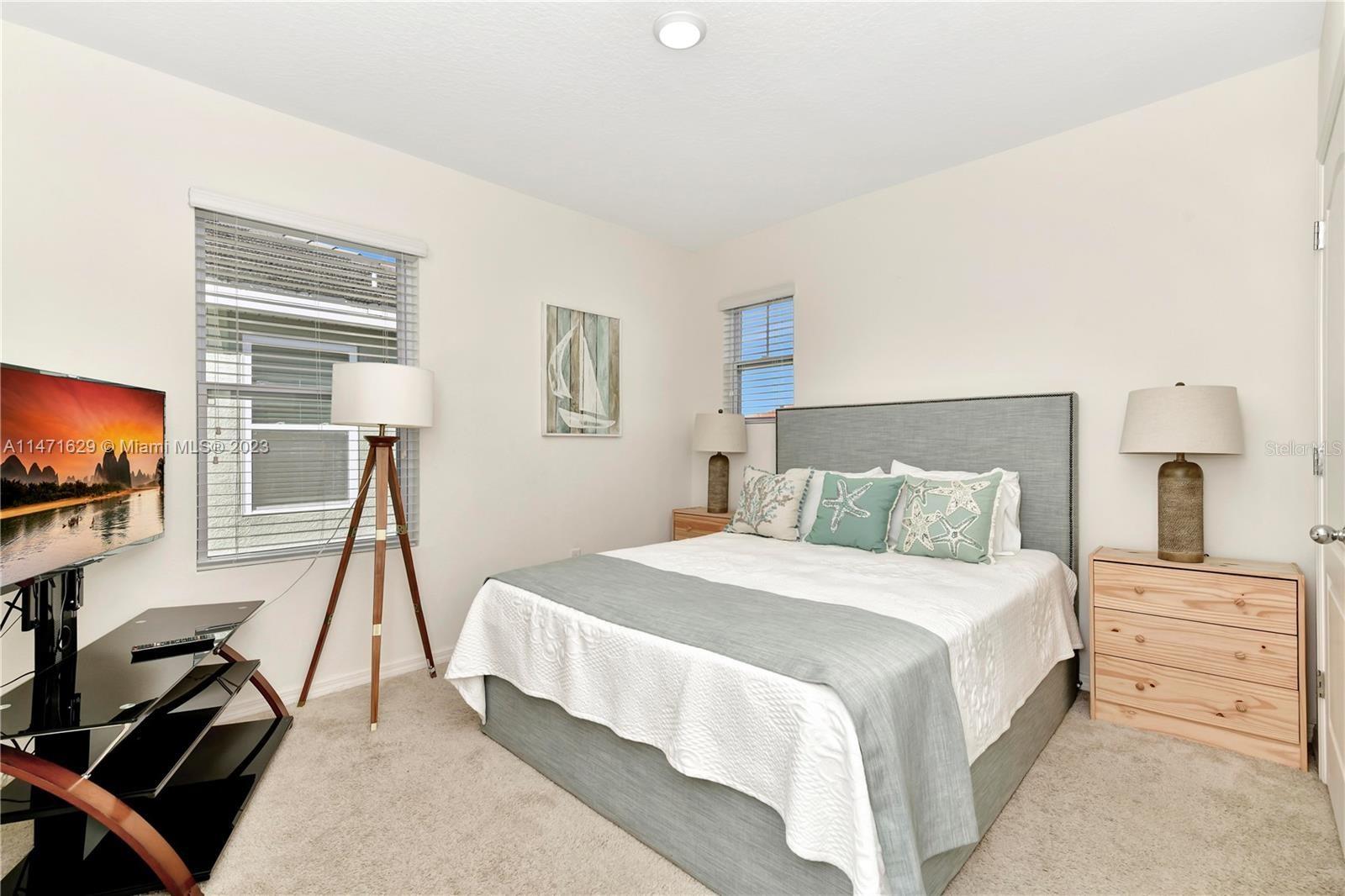 Image 27 of 39 For 5247 Wildwood Way