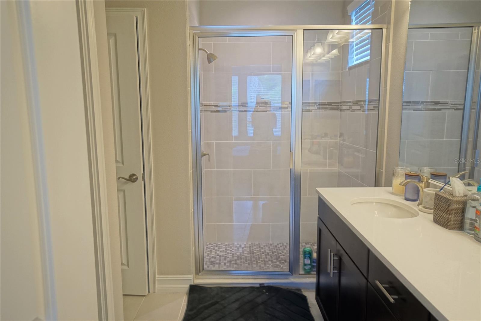 Image 11 of 12 For 16370 Hyde Manor Drive