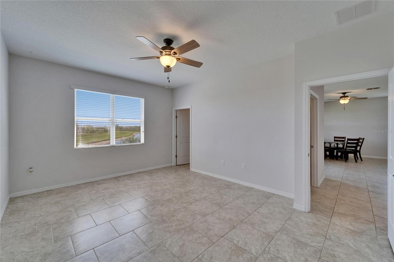 Image 17 of 36 For 2612 Canyon Crest Drive
