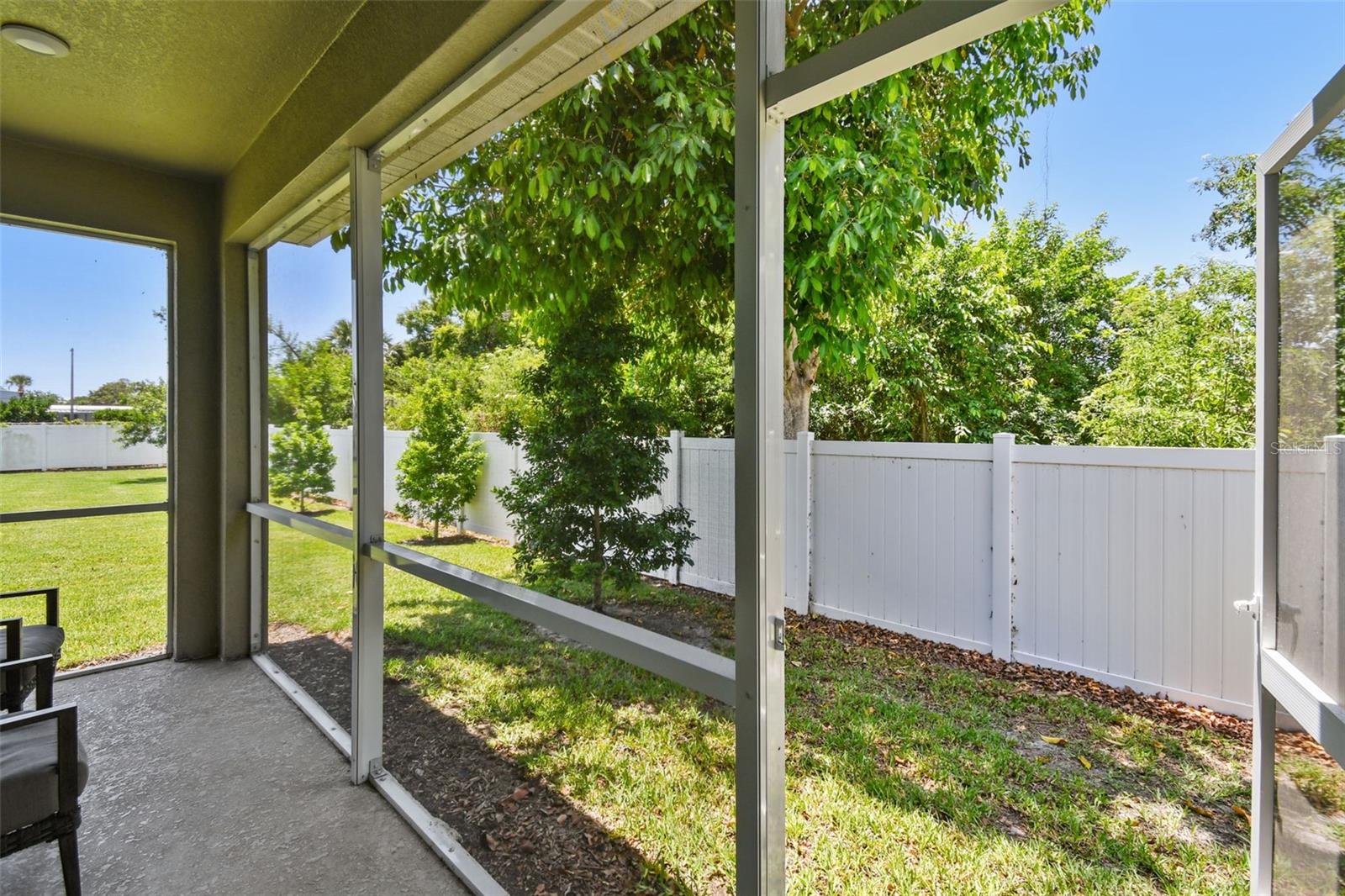 Image 28 of 37 For 5270 Neil Drive