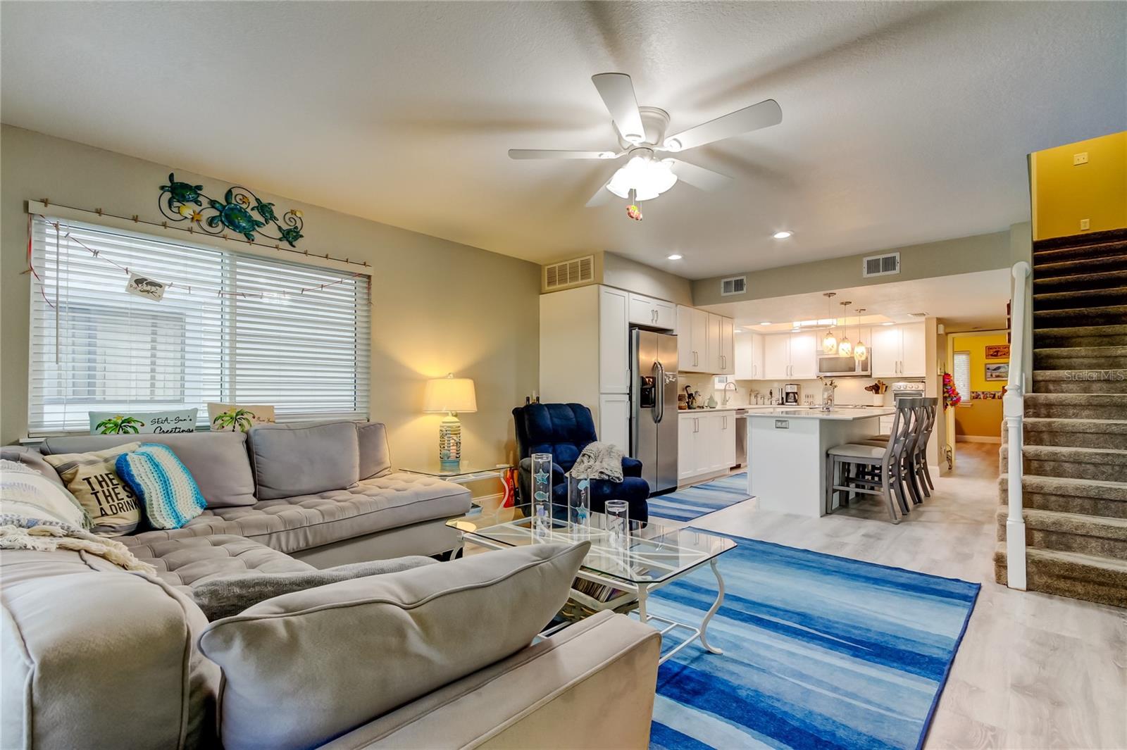 Image 12 of 75 For 9484 Tara Cay Court 8