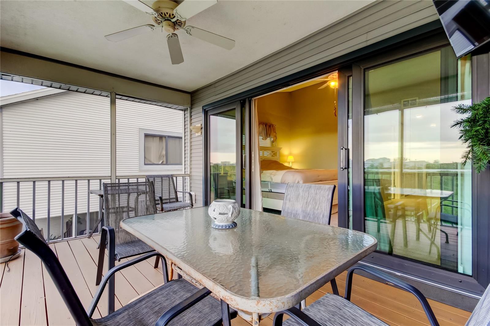 Image 30 of 75 For 9484 Tara Cay Court 8