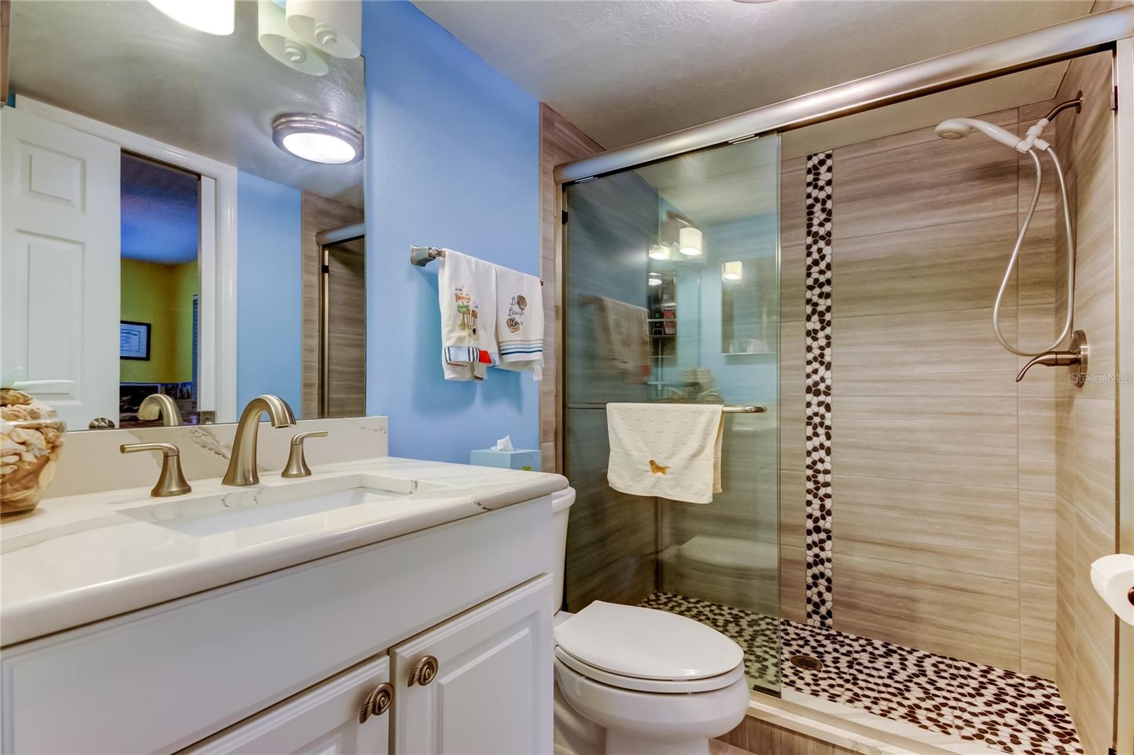 Image 45 of 75 For 9484 Tara Cay Court 8