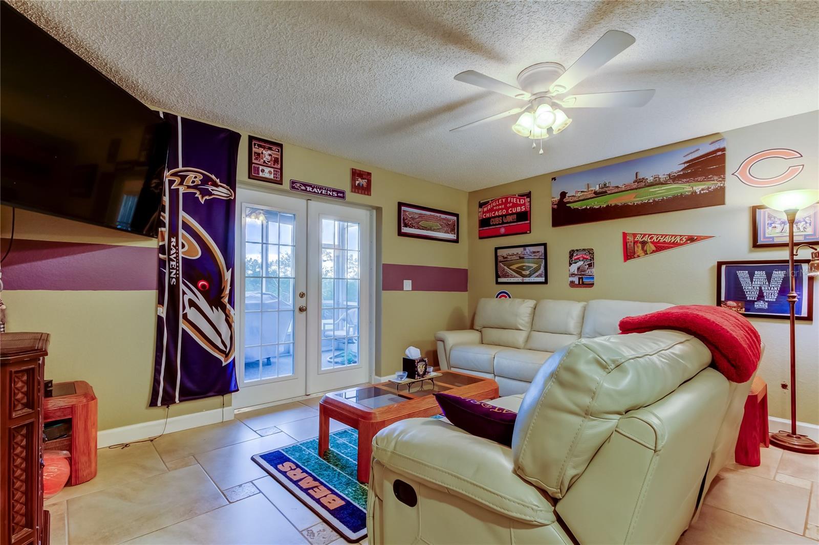 Image 54 of 75 For 9484 Tara Cay Court 8